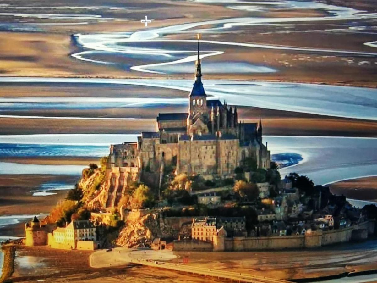 Magnifique Appartement Pres De La Mer Et Du Mt St Michel En Bretagne Le Vivier-sur-Mer Exteriör bild